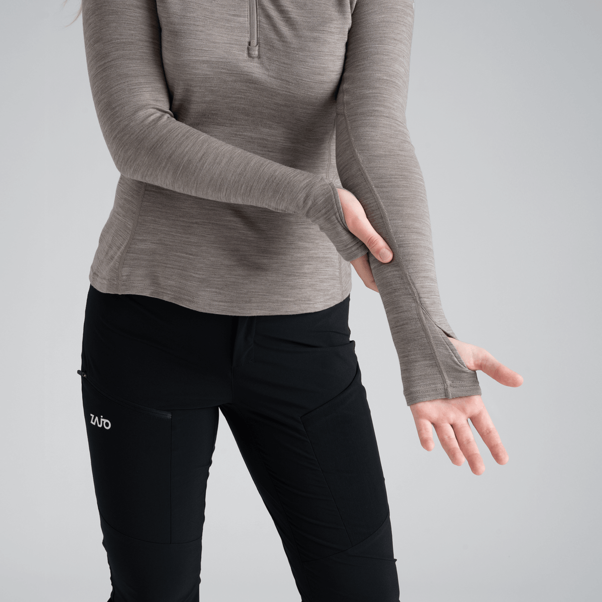 Hejma Women's Merino Zip Top — Beige